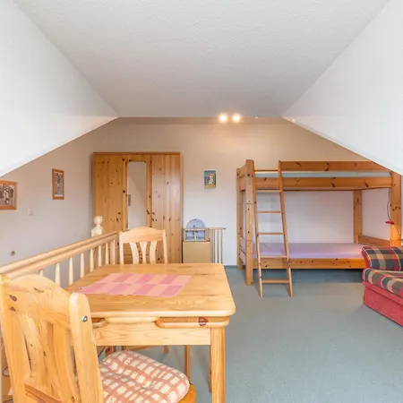 Hanse-hof, 18 شقة