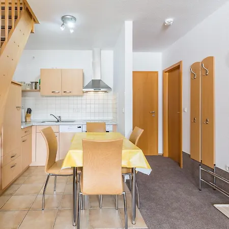 Hanse-hof, 18 شقة بولتينهاجين